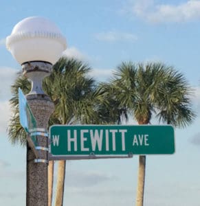 Street Sign Hewitt